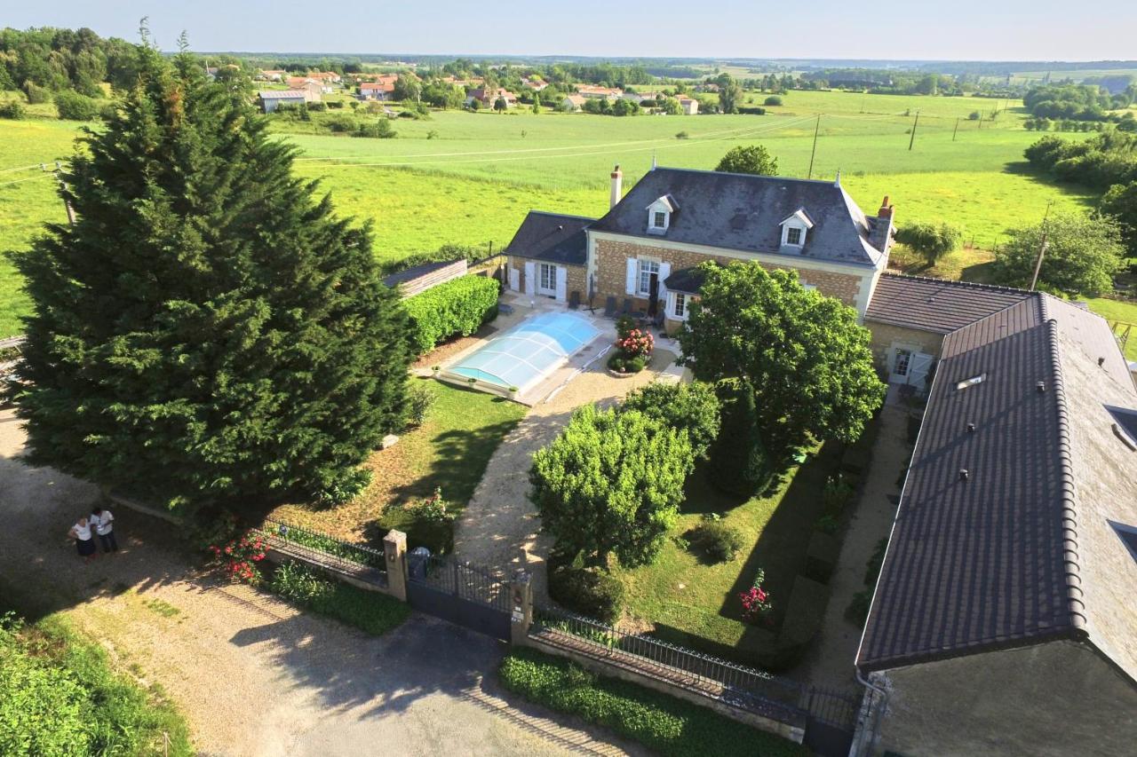 Bed and Breakfast La Costonnerie Leigne-sur-Usseau Exteriér fotografie
